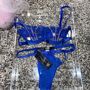 “Spike Trim & Lace” 2pc